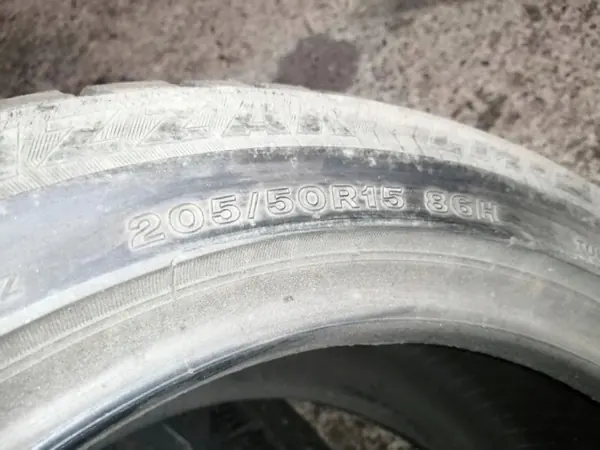 VW Golf VIII Heckkofferraumgitter OEM 20550R15 image 3