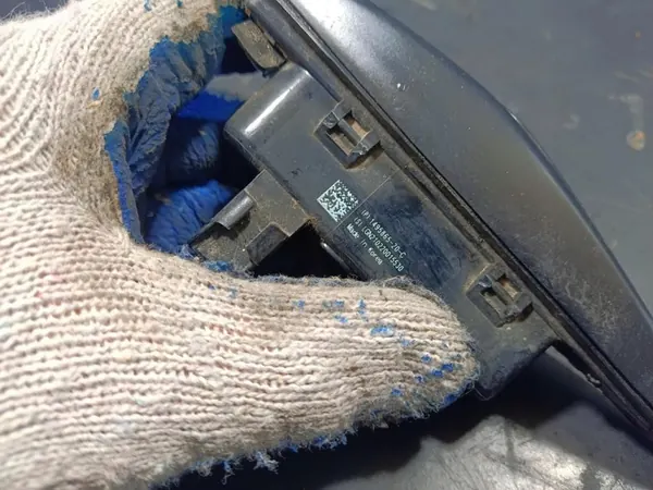 Câmera de sinal de direção direita Tesla Model 3 1495865-20-C image 4