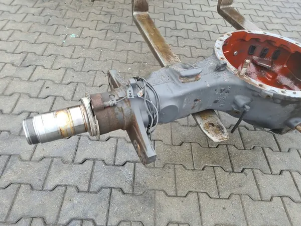 Boîtier de pont MS17X EVO Volvo FH 5 FM 5 FMX 16 boulons OEM image 3