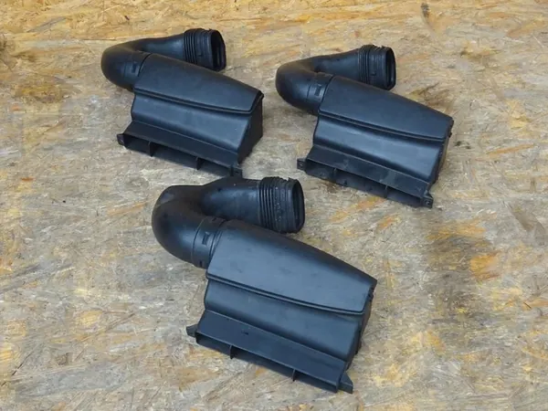 AUDI A3 8P 2.0 TDI Ilmansuodatin 08-12 1K0805971C image 9