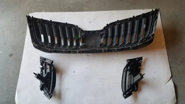 Skoda OE 5E0853653C grille image 7