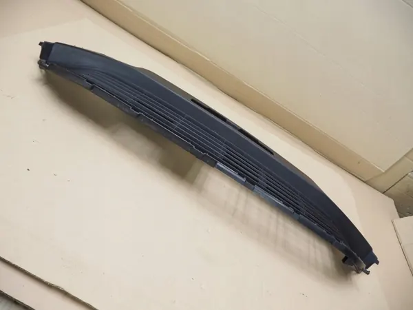 Rejilla del parachoques delantero OEM 53112-0H170 Toyota Aygo II image 3