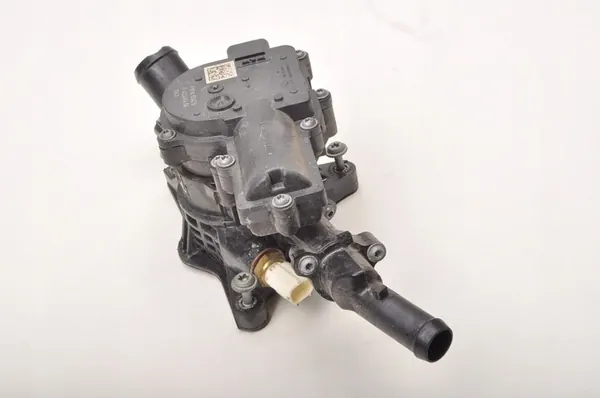 MAZDA 6 GJ GL CX-5 CX-30 2.0 Carcasa de Termostato F-622666.04 PYFA-1516ZB image 2