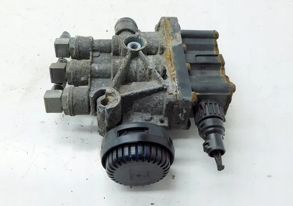 DAF XF 105 460KM 2012 Vanne de Suspension WABCO image 5