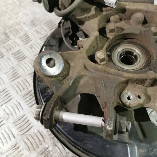 Lexus RX 450H 2020 Achterwielnaaf OEM UTO33643 image 5