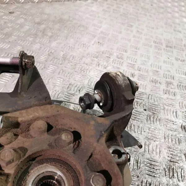 Lexus RX 450H 2020 Achterwielnaaf OEM UTO33643 image 7