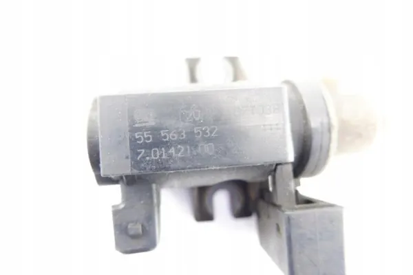 Válvula EGR OEM 55563532 para Saab 9-3 2.0T Aero image 5