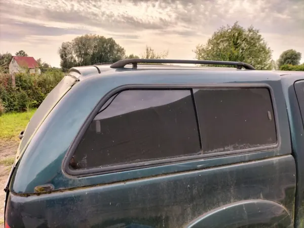 Hardtop Toyota Hilux 05-15 OEM Hilux 05-15 image 4