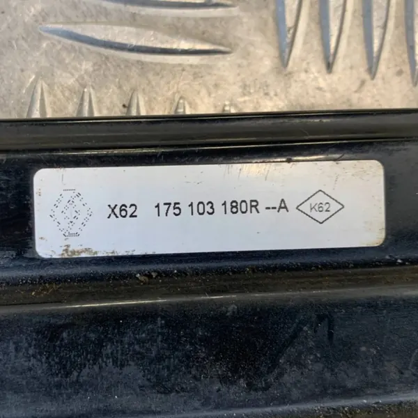 Arrefecedor de combustível OEM 175103180R Renault Master III image 3