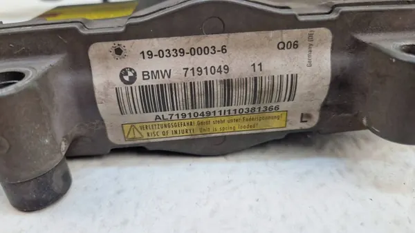 BMW 5 F10 F11 2011 Motorhuvehängsel OEM 7191327 image 7