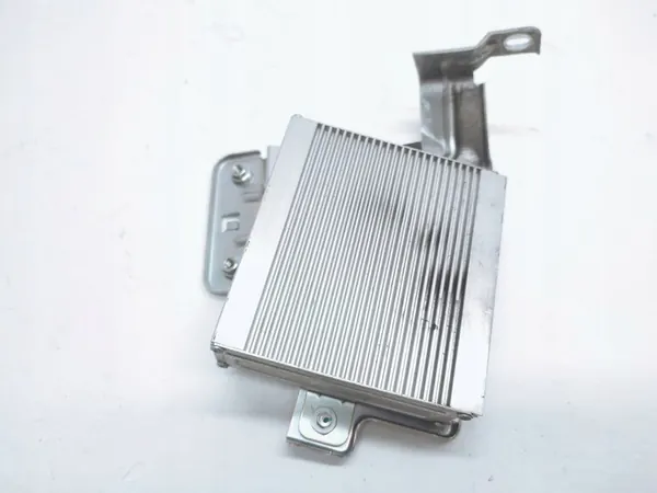 Radioversterker Ford Mondeo MK5 2014-2022 OEM image 3