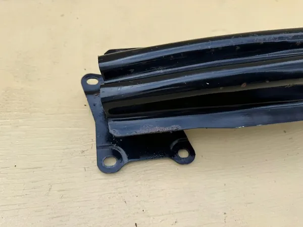 Volkswagen Golf Plus Takapuskuri Vahvistus 1K0807305C image 2