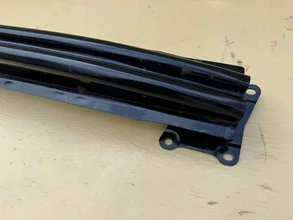 Volkswagen Golf Plus Takapuskuri Vahvistus 1K0807305C image 4