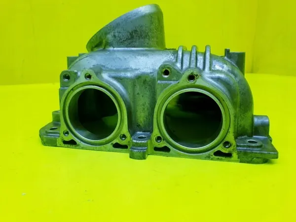 Couvercle Soupape Gauche OEM 318086 PM Maserati 3.0 S image 4