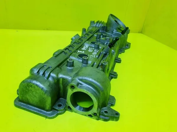 Couvercle Soupape Gauche OEM 318086 PM Maserati 3.0 S image 7