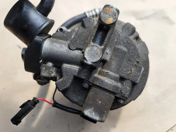 Ilmastointikompressori MERCEDES S W220 V6 320 image 9