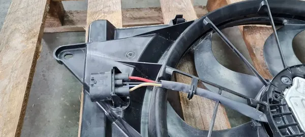 CHRYSLER PACIFICA 2022 FLÄKTKÅPA 68217321AC image 3