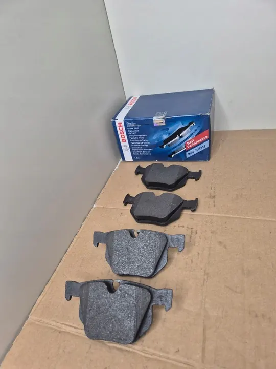 Juego de pastillas de freno Bosch para vehículos BMW, OEM 0 986 424 766 image 2