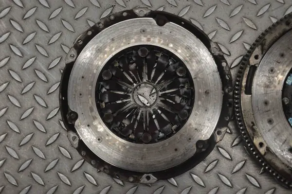 Kit de embreagem VW GOLF VII 2.0L diesel 03L105266DJ image 6