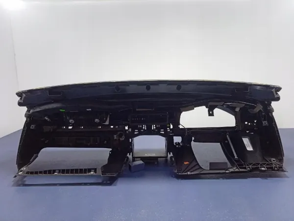 OEM 3C1857003QT Instrumentbräda Konsol VW Passat B7 image 3
