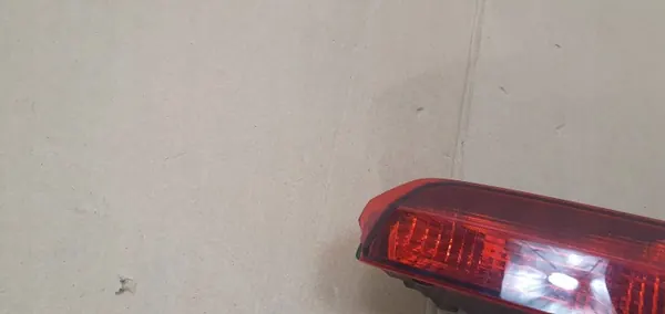 Luz de parachoques trasero OEM 4M0945096 Audi Q7 II 4M image 3