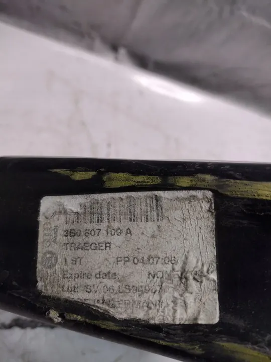 Reforço de para-choque dianteiro VW Passat B5 FL 00-05 image 6