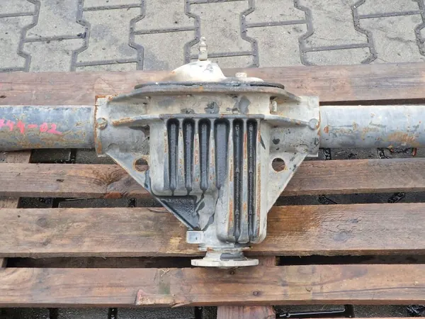 Iveco Daily Hinterachse OEM 7185638 - Gebrauchter Zustand image 4