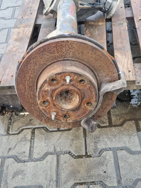 Iveco Daily Hinterachse OEM 7185638 - Gebrauchter Zustand image 6
