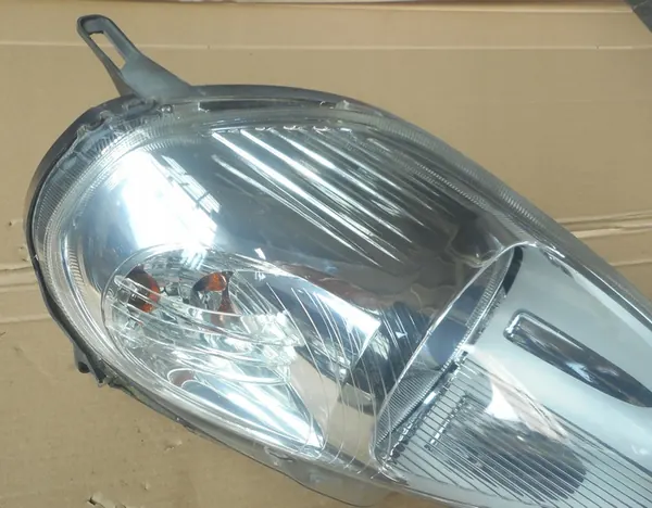 Farol dianteiro direito Fiat Grande Punto II 89101388 image 3