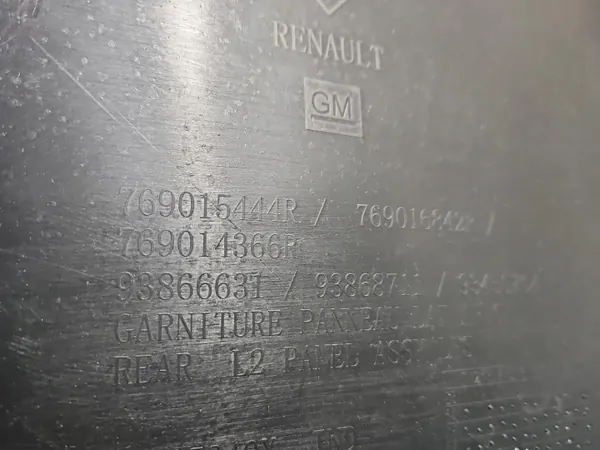 Tapis de coffre gauche OEM 769015444R pour Renault Trafic III image 10