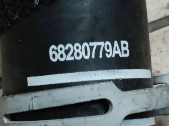Koelerslang uitlaat OEM 68280779AB Jeep Wrangler image 3