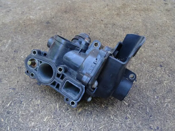 Vattenpump AUDI A3 8P GOLF VI GTI 06H121026AB image 3