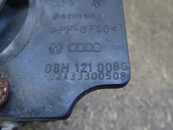 Vattenpump AUDI A3 8P GOLF VI GTI 06H121026AB image 5