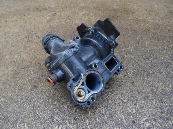 Vattenpump AUDI A3 8P GOLF VI GTI 06H121026AB image 9