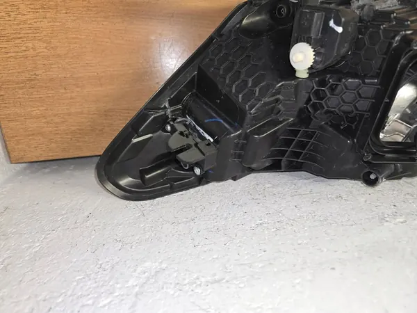 RENAULT CAPTUR LIFT 17- OIKEA ETUVALO LED OEM image 10