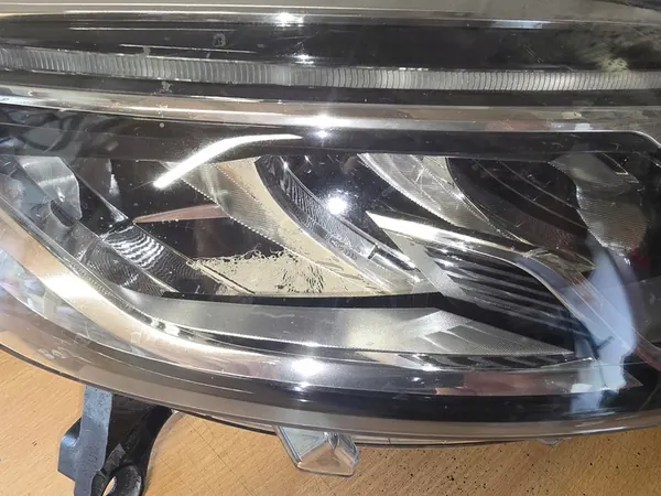 RENAULT CAPTUR LIFT 17- OIKEA ETUVALO LED OEM image 5