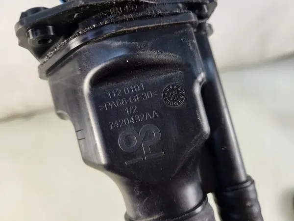 Tuyau de remplissage ADBLUE 2.3 CDTI Opel Movano B Master III 7420432AA image 6