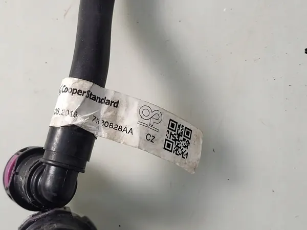 Tuyau de remplissage ADBLUE 2.3 CDTI Opel Movano B Master III 7420432AA image 9