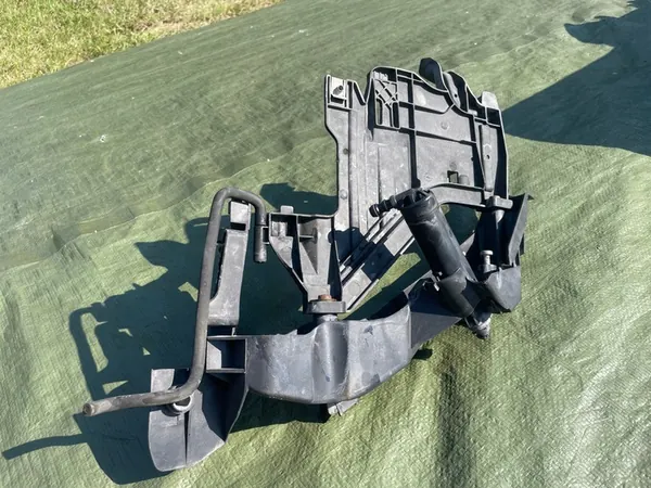 Montagem do Farol Direito Audi A4 B8 08-11 OEM 8K0941608C image 4