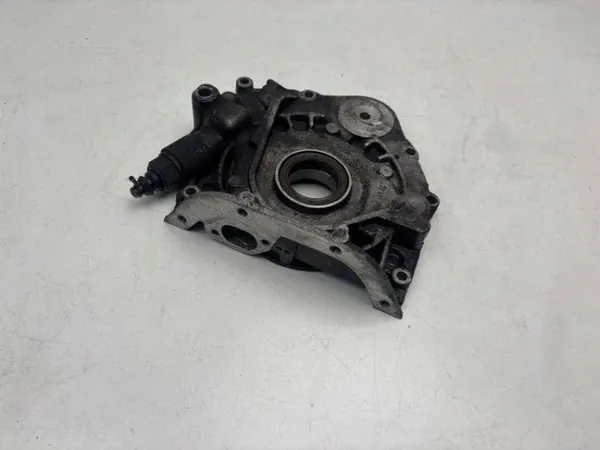 Oliepomp OEM 074115109 voor Audi A6 S6 C4 1996 image 2