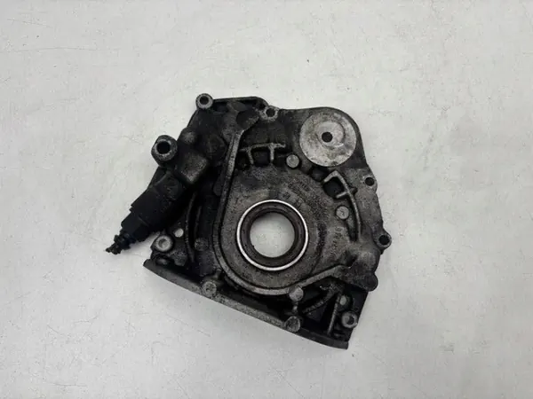 Oliepomp OEM 074115109 voor Audi A6 S6 C4 1996 image 3