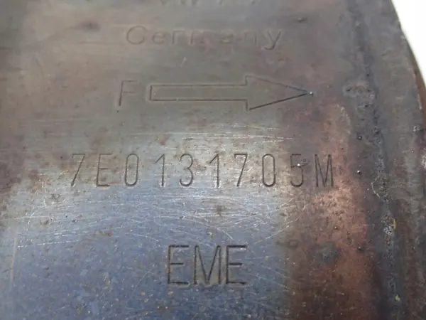 Catalisador VW usado OEM 7E0131723P image 7