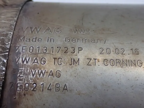 Catalisador VW usado OEM 7E0131723P image 8