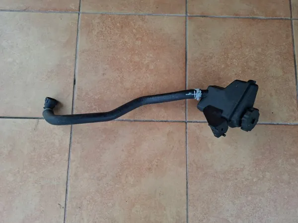 Mercedes Servopumpenbehälter OEM A1724660102 image 2