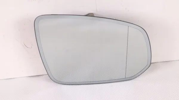 Volvo XC90 2019 Etuoven Peili-Insertti OEM 31395537 image 3