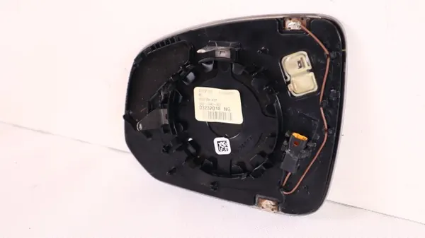 Volvo XC90 2019 Etuoven Peili-Insertti OEM 31395537 image 5