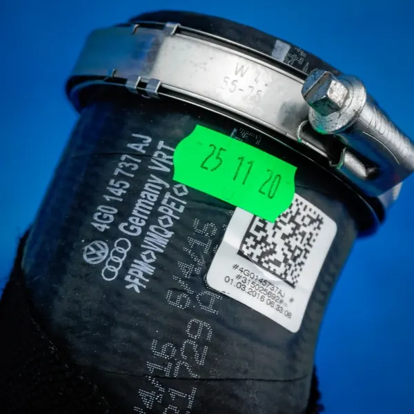 Flexible de pression d'air OEM 4G0145737AJ Audi A6 A7 image 3