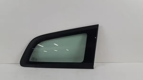 Volvo V60 II oikea koriovi OEM 1156018537 image 2