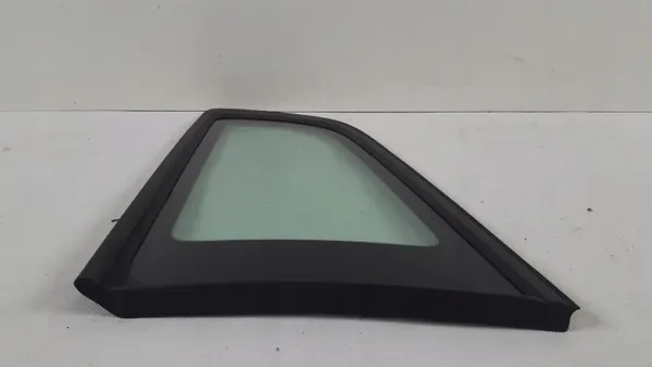 Volvo V60 II oikea koriovi OEM 1156018537 image 5