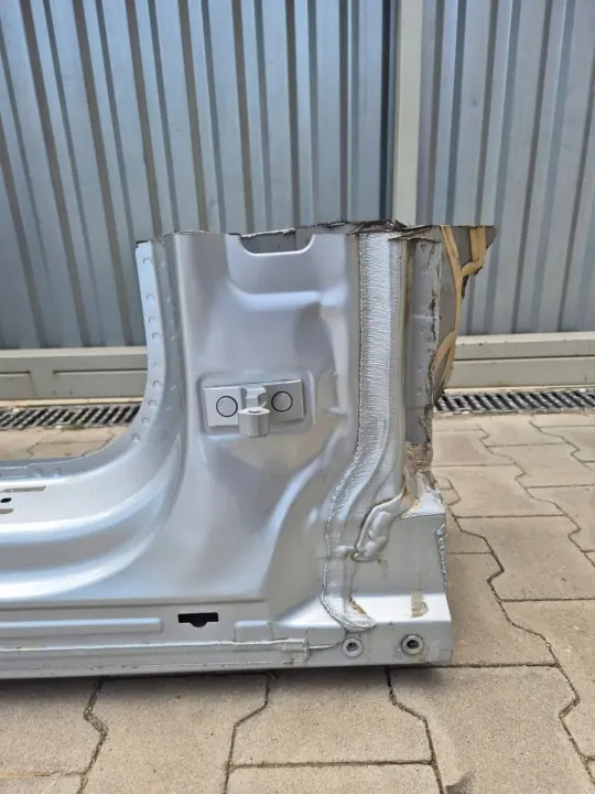 Mercedes Höger Pelare OEM 922 - Begagnad OE-Del image 5